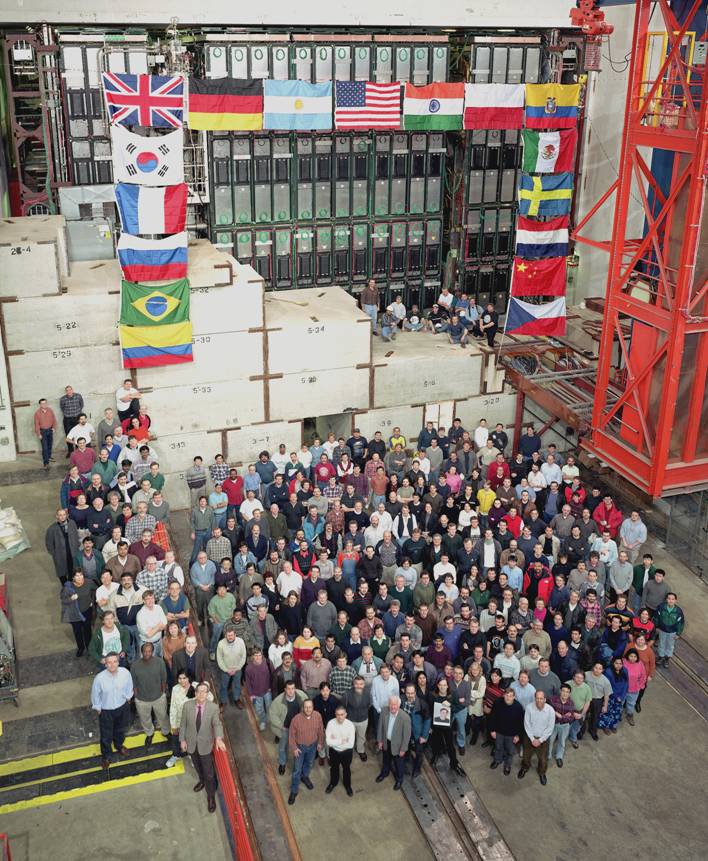 Dzero collaboration in front of the Dzero detector.